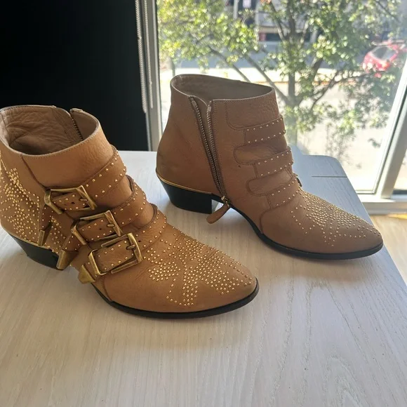 Chloe Susanna tan suede studded boots - Picture 2 of 7